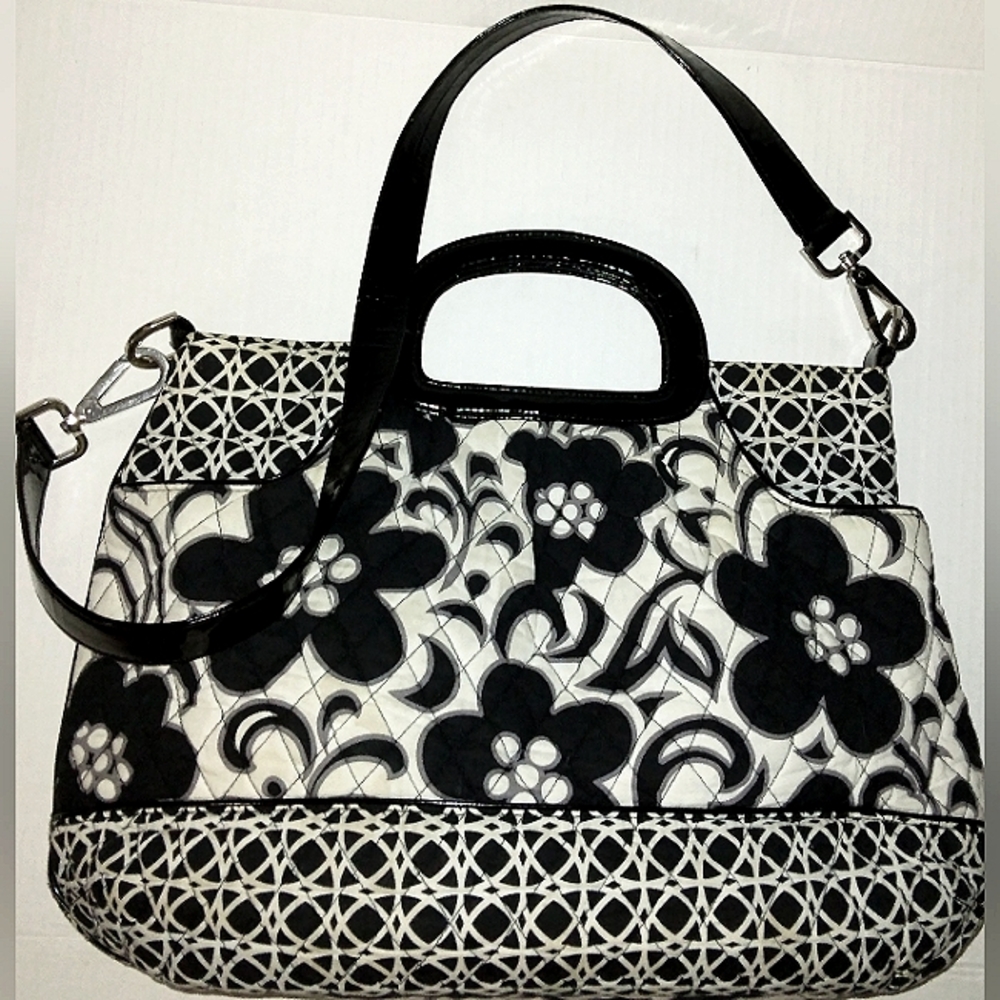 ☆Rare☆GUC☆Retired VERA BRADLEY Large "Night & Day" Black White Floral Tr…